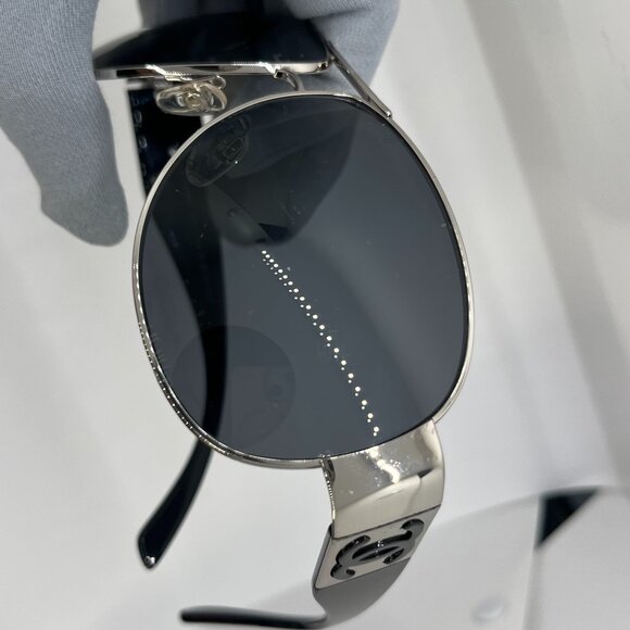 Chanel Aviator Sunglasses silver with grey lenses and serial number - Picture 4 of 8